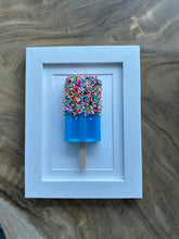 Load image into Gallery viewer, 6&quot; x 8&quot; Single Pop Wood Frame
