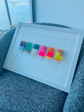 Load image into Gallery viewer, 19&quot; x 25&quot; Colorful Pops
