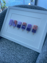 Load image into Gallery viewer, 19&quot; x 25&quot; Purple Ombre
