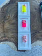 Load image into Gallery viewer, 6&quot; x 8&quot; Single Pop Wood Frame
